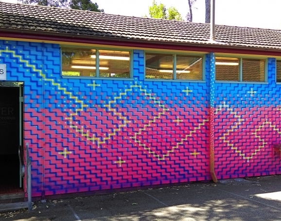 Decorative treatment on bare brick toilet blocks at Lindfield East Public School - Image